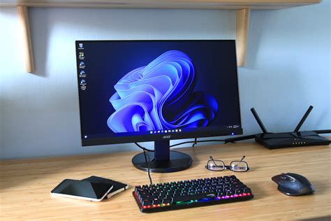 Best monitors for home office - Honestly, it’s difficult to find a 32-inch plus monitor for under $200 that delivers the complete package, so we’d always say you’ll get the most bang for your buck if you head towards the smaller screens. The LG 24GL600F is good all-round choice for most people and has a 24-inch screen.